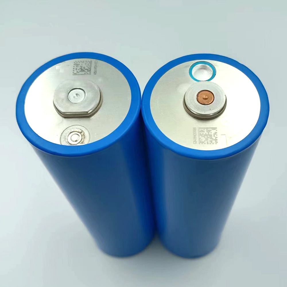 Processing Techniques for C33 and C40 Batteries: Nickel Strip Welding and Stud Connection Solutions