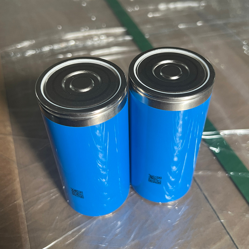 EVE 4695E 3.2V 30Ah Cylindrical lithium iron phosphate battery