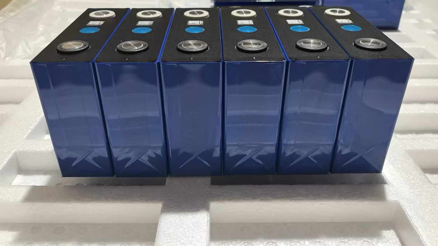 Wholesale EVE LF100LA 3.2V 105Ah LiFePO4 Battery Cells – Original A-Grade Products with Attractive Pricing